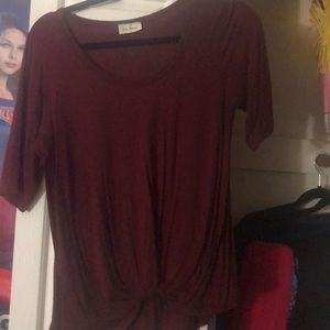 Third quarter sleeve shirt